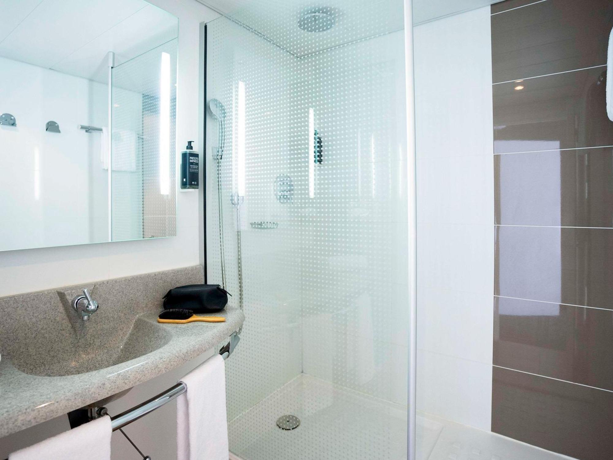 Altia Hotel Neuville-en-Ferrain