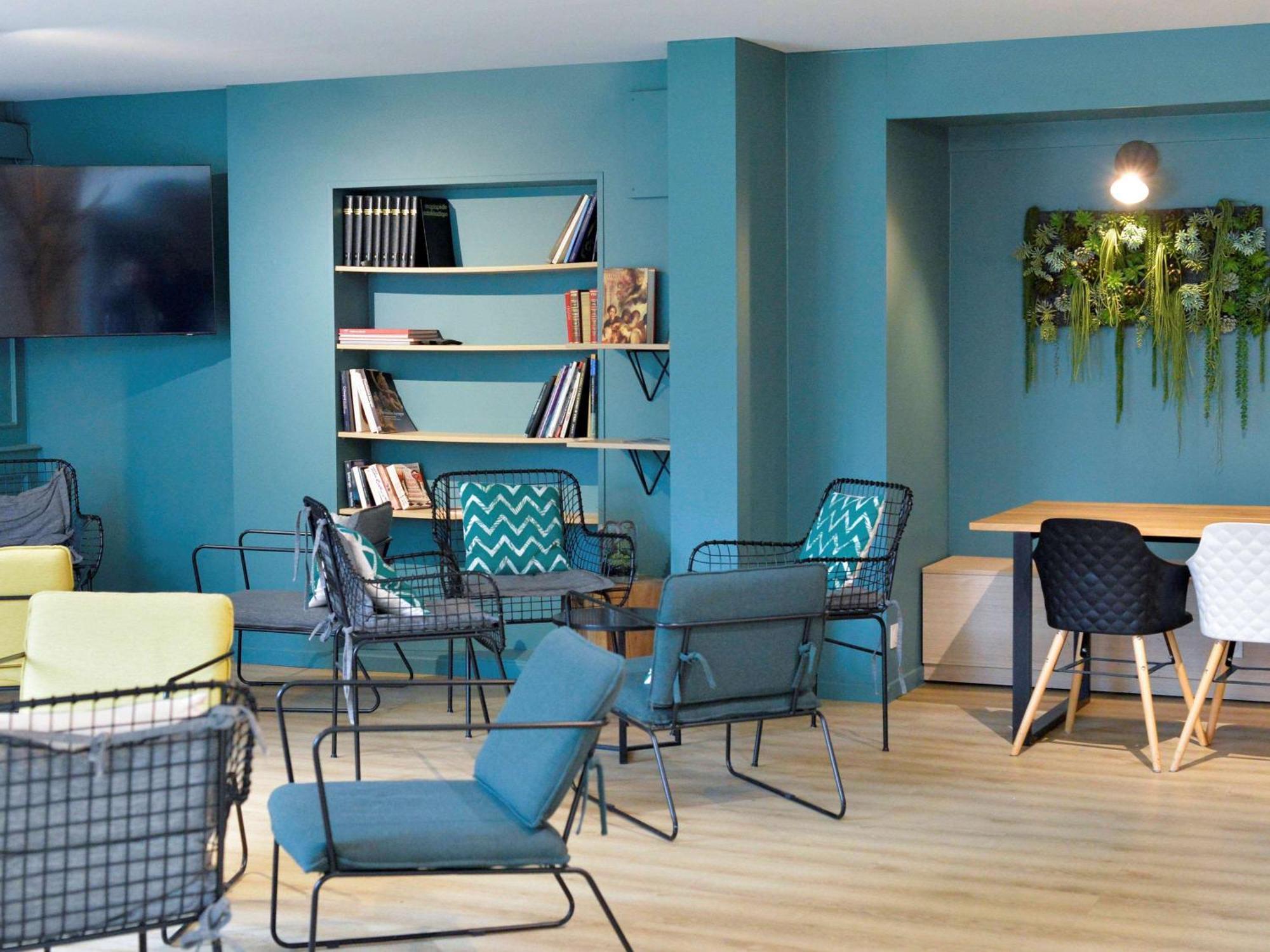 Altia Hotel Neuville-en-Ferrain