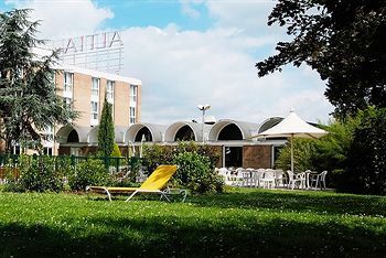 Altia 4*