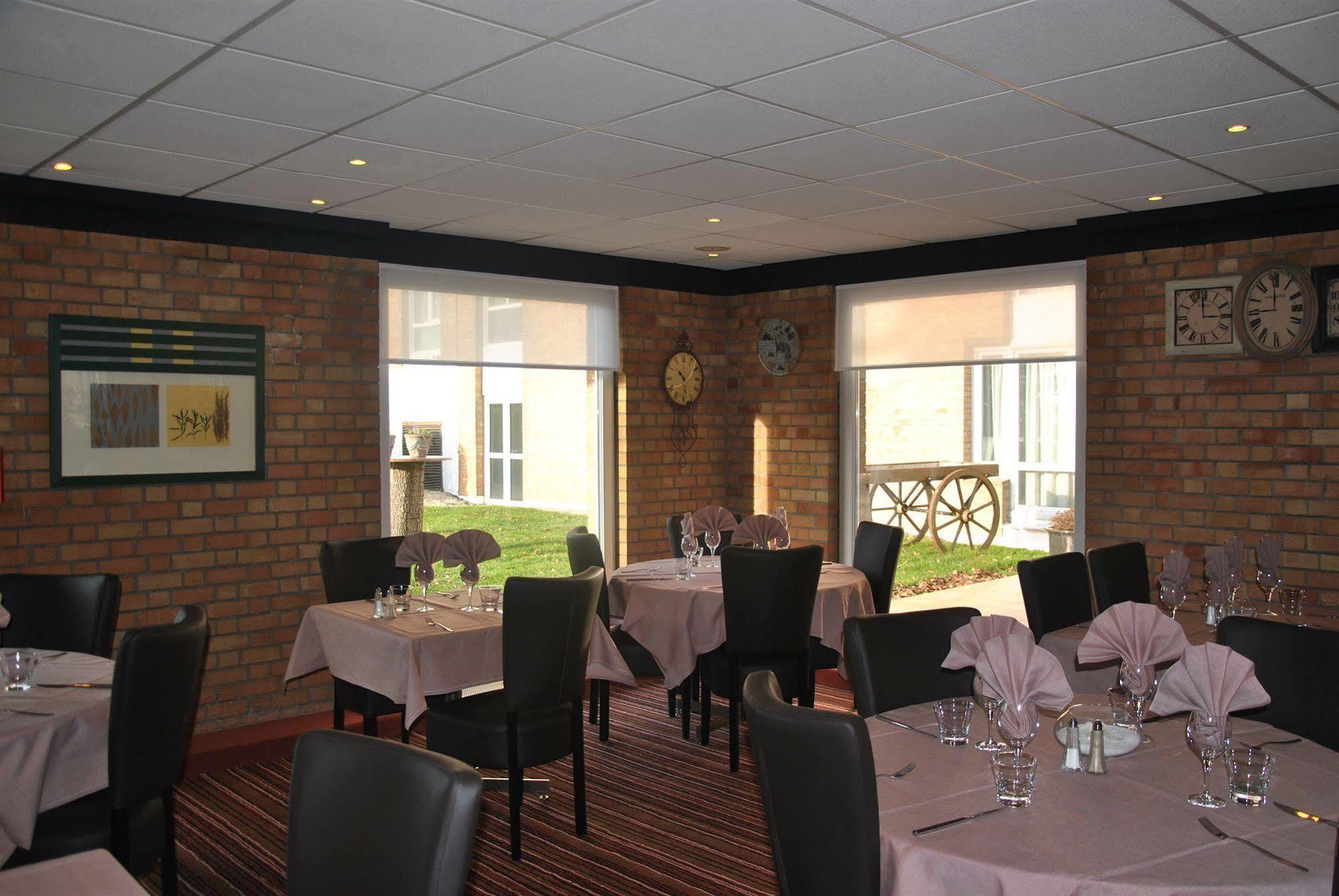 Ibis Styles Lille En Ferrain