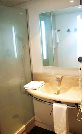 Ibis Styles Lille En Ferrain
